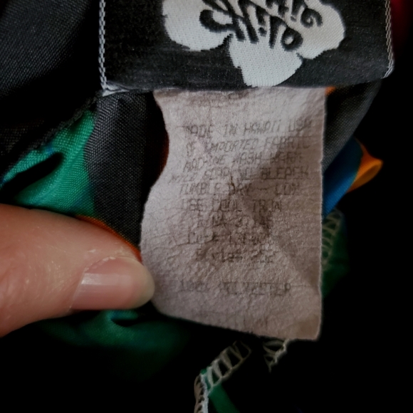 Hillo Hattie Hawaiian Black Floral Print Button Up Blouse Women's Size M Boho - Picture 6 of 7